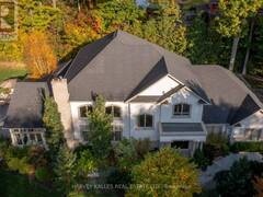 6 GEORGINA DRIVE Barrie Ontario, L4M 1E9