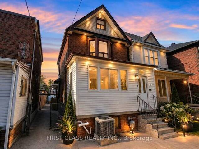 356 WALLACE AVENUE Toronto Ontario, M6P 3P2 - 4 Bedrooms Home For Sale