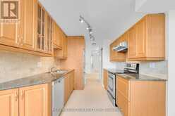 426 - 32 CLARISSA DRIVE | Richmond Hill Ontario | Slide Image Seventeen