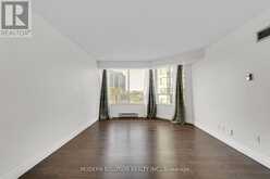 426 - 32 CLARISSA DRIVE | Richmond Hill Ontario | Slide Image Twelve