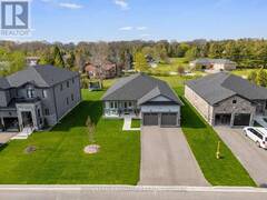 8 MISTY RIDGE ROAD Wasaga Beach Ontario, L9Z 0R8