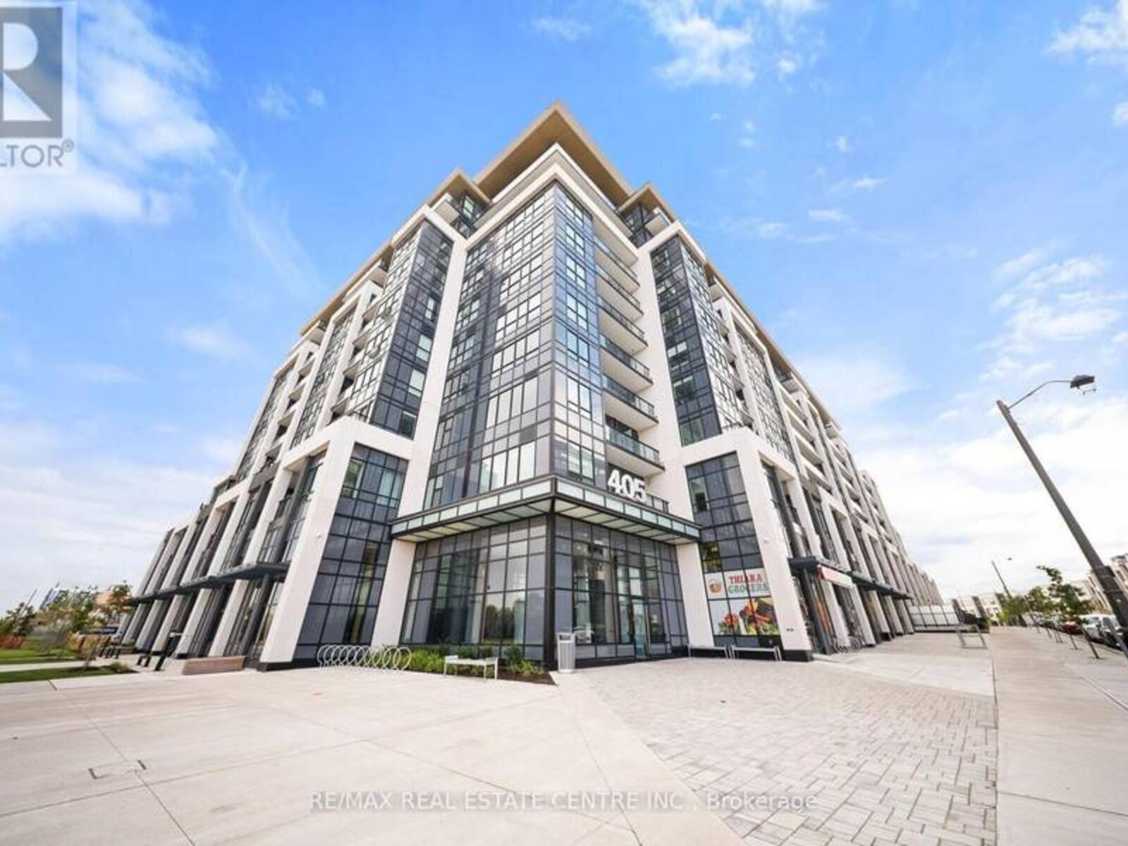316 - 405 DUNDAS STREET W, Oakville, Ontario L6M 4P9
