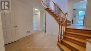 35 WINTERMUTE BOULEVARD | Toronto Ontario | Slide Image Four
