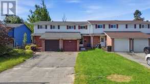 54 SCOTT CRESCENT | Barrie Ontario | Slide Image Four