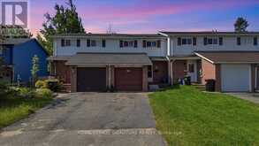 54 SCOTT CRESCENT | Barrie Ontario | Slide Image Two