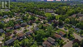54 SCOTT CRESCENT | Barrie Ontario | Slide Image Nine