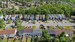 54 SCOTT CRESCENT | Barrie Ontario | Slide Image Eight