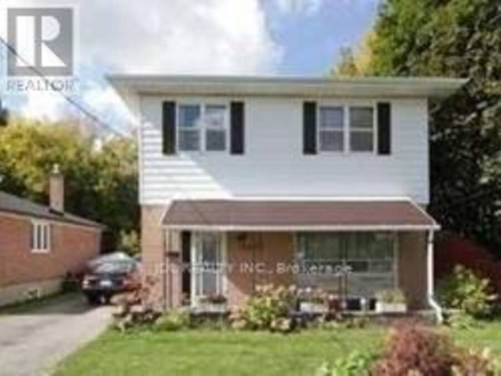 10672 BAYVIEW AVENUE, Richmond Hill, Ontario L4C 3N9