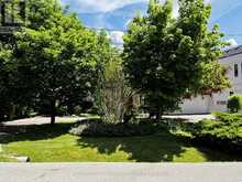 3 RAYMOND DRIVE | Vaughan Ontario | Slide Image Three