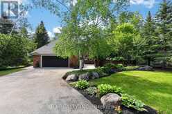35 JODIES LANE | Midhurst Ontario | Slide Image Three