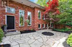 35 JODIES LANE | Midhurst Ontario | Slide Image Six
