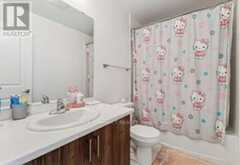 39 TURNBERRY LANE | Barrie Ontario | Slide Image Seven