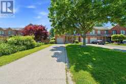 180 LAWRENCE LANE | Fonthill Ontario | Slide Image Two