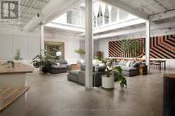 1 ROOF GARDEN LANE | Toronto Ontario | Slide Image One