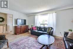 32 LONSDALE PLACE | Barrie Ontario | Slide Image Eight