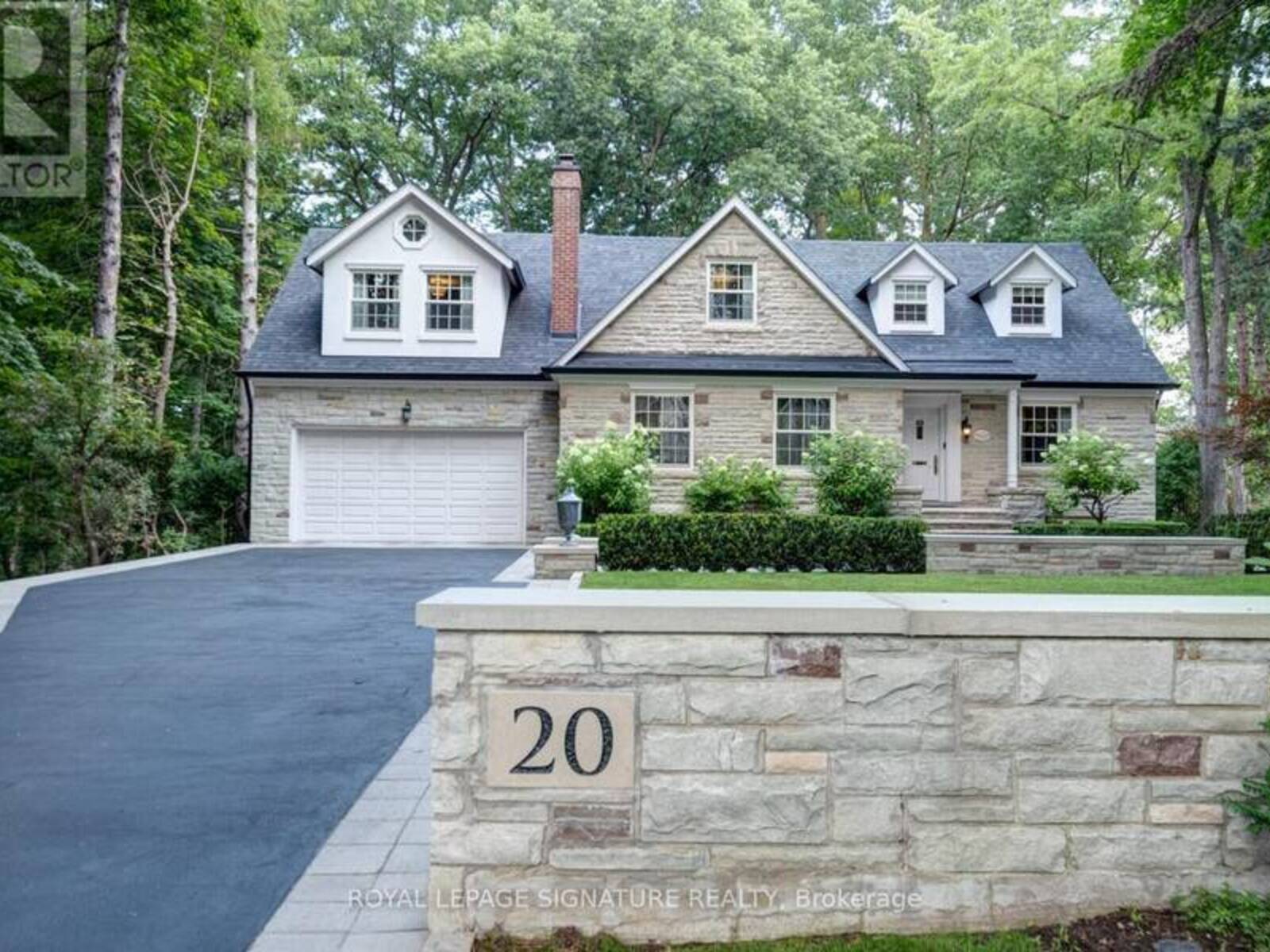 20 TAYLOR DRIVE, Toronto, Ontario M4C 3B3