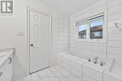 8 FALLHARVEST WAY | Whitchurch-Stouffville Ontario | Slide Image Thirty-five