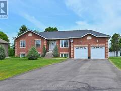 28 FISHER DRIVE Adjala-Tosorontio Ontario, L0M 1J0