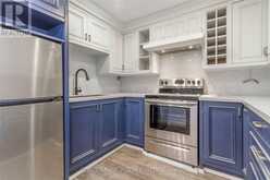 2261 DUNDAS STREET W | Toronto Ontario | Slide Image Thirteen