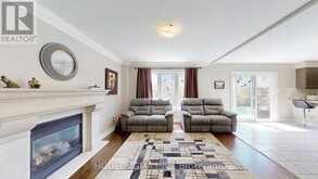 32 WILLOUGHBY WAY | Halton Hills Ontario | Slide Image Nine