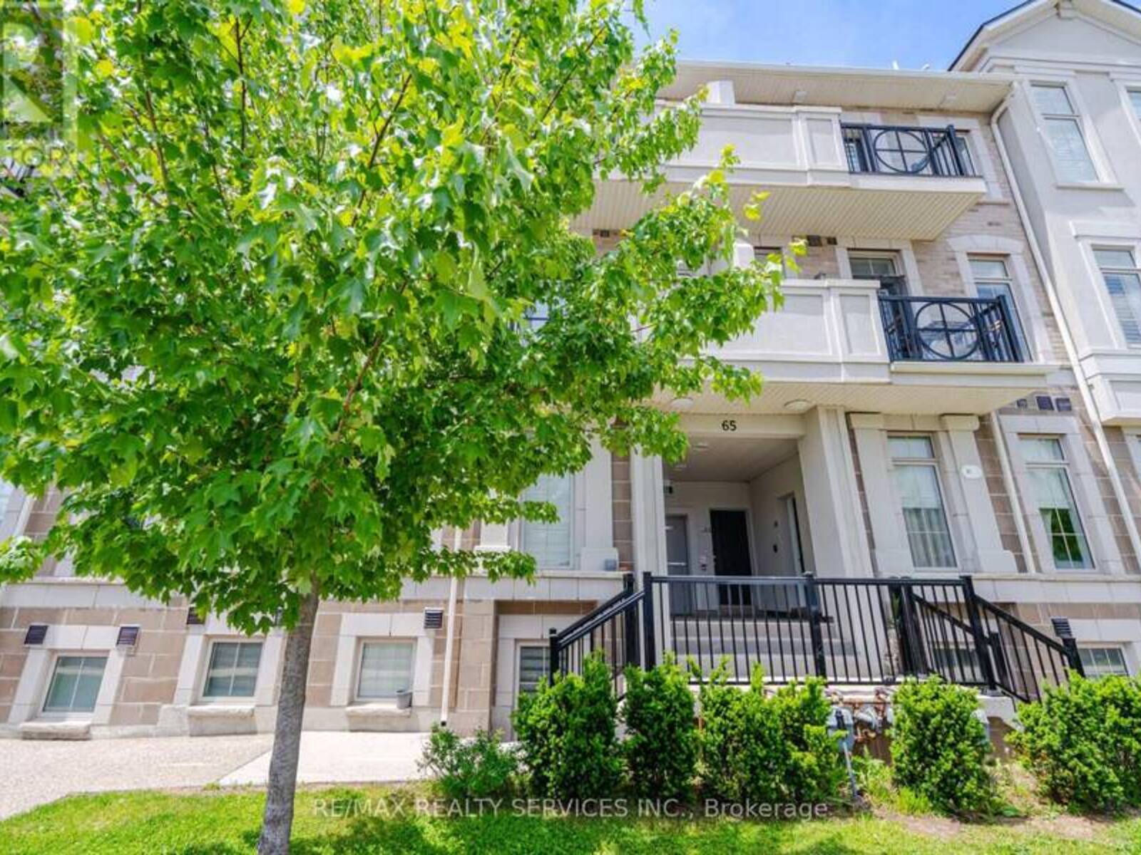 48 - 65 ARMDALE ROAD, Mississauga, Ontario L4Z 0C7