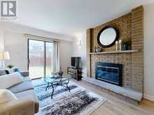 5 HAVEN HILL SQUARE | Toronto Ontario | Slide Image Four