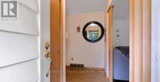 314 STRATHCONA DRIVE | Burlington Ontario | Slide Image Eighteen