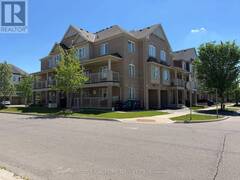 13 GOLDEN SPRINGS DRIVE Brampton Ontario, L7A 4N5