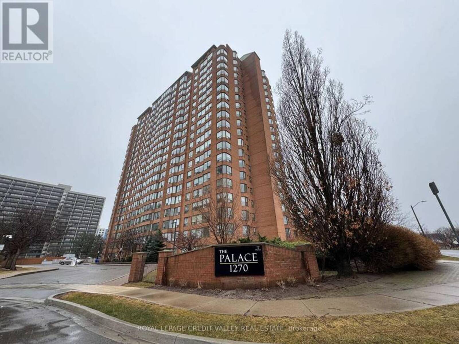 704 - 1270 MAPLE CROSSING BOULEVARD, Burlington, Ontario L7S 2J3