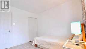 99 TOULON CRESCENT | London Ontario | Slide Image Nine