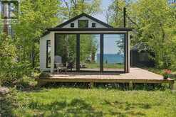 10 SNAKE ISLAND ROAD | Georgina Ontario | Slide Image Three