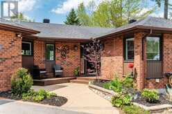 16 HIGHLAND DRIVE | Oro-Medonte Ontario | Slide Image Two