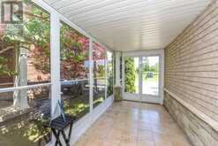 5624 FRESHWATER DRIVE | Mississauga Ontario | Slide Image Two
