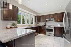 2205 SHAFTESBURY COURT | Oakville Ontario | Slide Image Thirteen