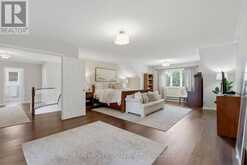 2205 SHAFTESBURY COURT | Oakville Ontario | Slide Image Twenty-seven