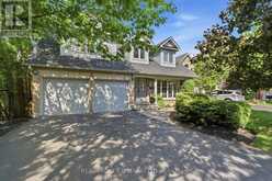 2205 SHAFTESBURY COURT | Oakville Ontario | Slide Image Three
