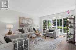 2205 SHAFTESBURY COURT | Oakville Ontario | Slide Image Eight