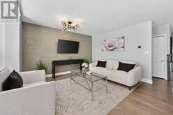 61 LAWNWOOD COURT | Richmond Hill Ontario | Slide Image Twenty