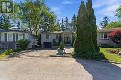 61 LAWNWOOD COURT | Richmond Hill Ontario | Slide Image Two