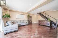 16 - 9133 BAYVIEW AVENUE | Richmond Hill Ontario | Slide Image Nine