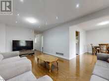 39 LAMAY CRESCENT | Toronto Ontario | Slide Image Seven