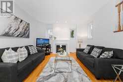 24 FUTURA AVENUE | Richmond Hill Ontario | Slide Image Eleven