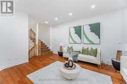 24 FUTURA AVENUE | Richmond Hill Ontario | Slide Image Seven