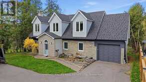 72 WALMER ROAD | Richmond Hill Ontario | Slide Image Three