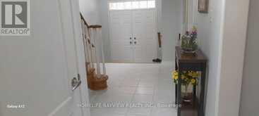 137 WIDDIFIELD AVENUE | Newmarket Ontario | Slide Image Four