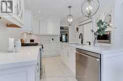 646 BROOKER RIDGE | Newmarket Ontario | Slide Image Seventeen