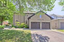 646 BROOKER RIDGE | Newmarket Ontario | Slide Image Five