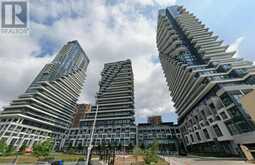 706 - 30 INN ON THE PARK DRIVE | Toronto Ontario | Slide Image One