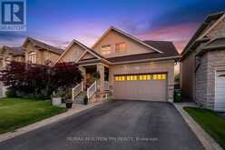 25 LEAFIELD DRIVE | Toronto Ontario | Slide Image One