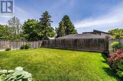 25 LEAFIELD DRIVE | Toronto Ontario | Slide Image Thirty-five